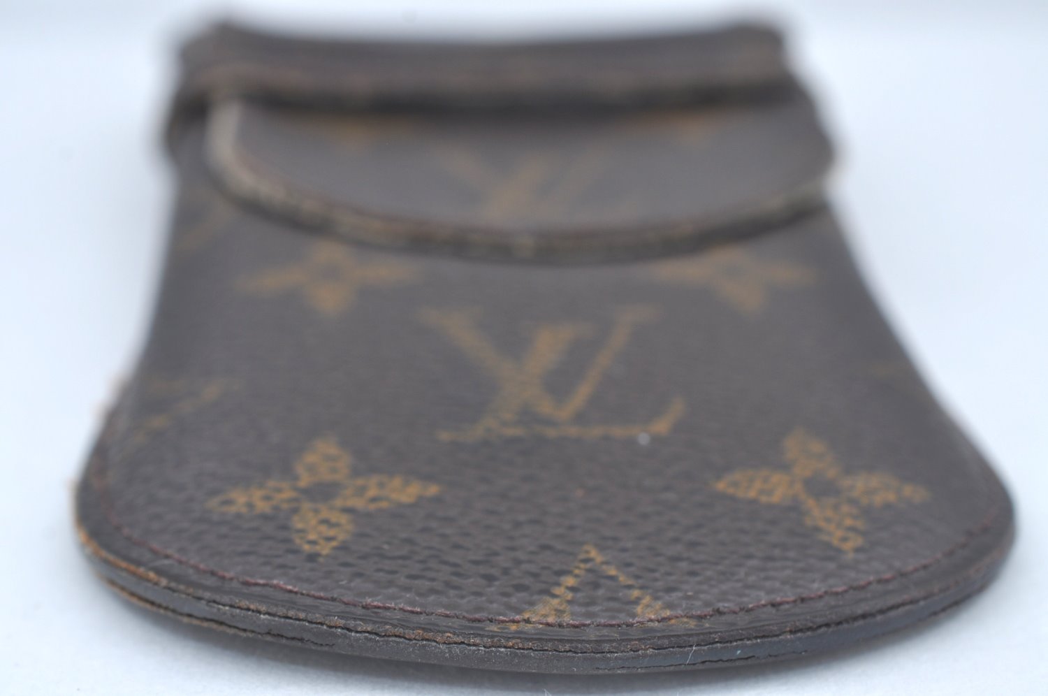 Authentic Louis Vuitton Monogram Etui Lunette Rabat Glasses Case M62970 LV 4828I