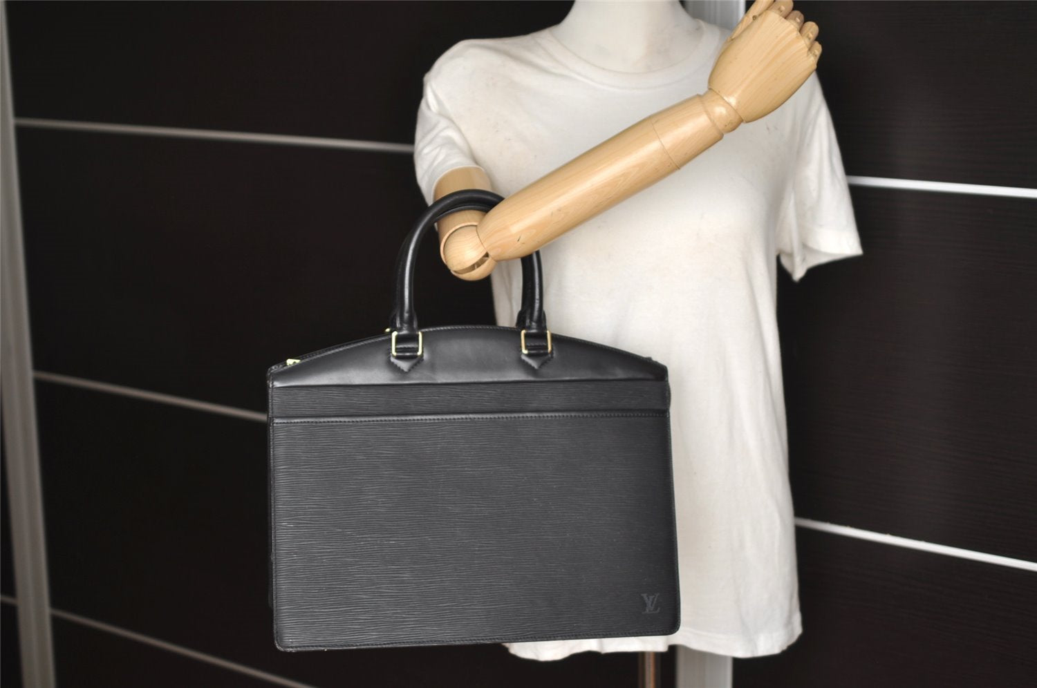 Authentic Louis Vuitton Epi Riviera Hand Bag Black M48182 LV 4831J