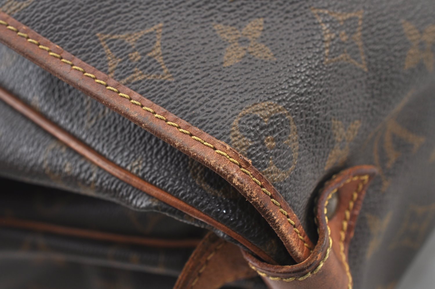 Authentic Louis Vuitton Monogram Saumur 35 Shoulder Cross Bag M42254 LV 4832H