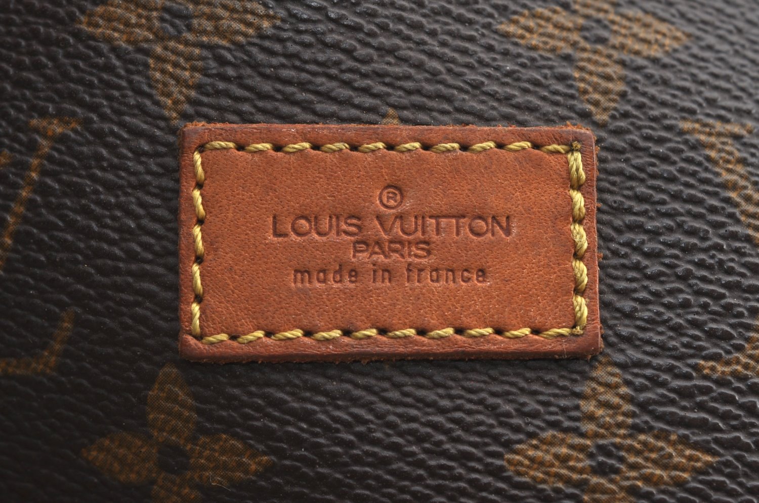 Authentic Louis Vuitton Monogram Saumur 35 Shoulder Cross Bag M42254 LV 4832H