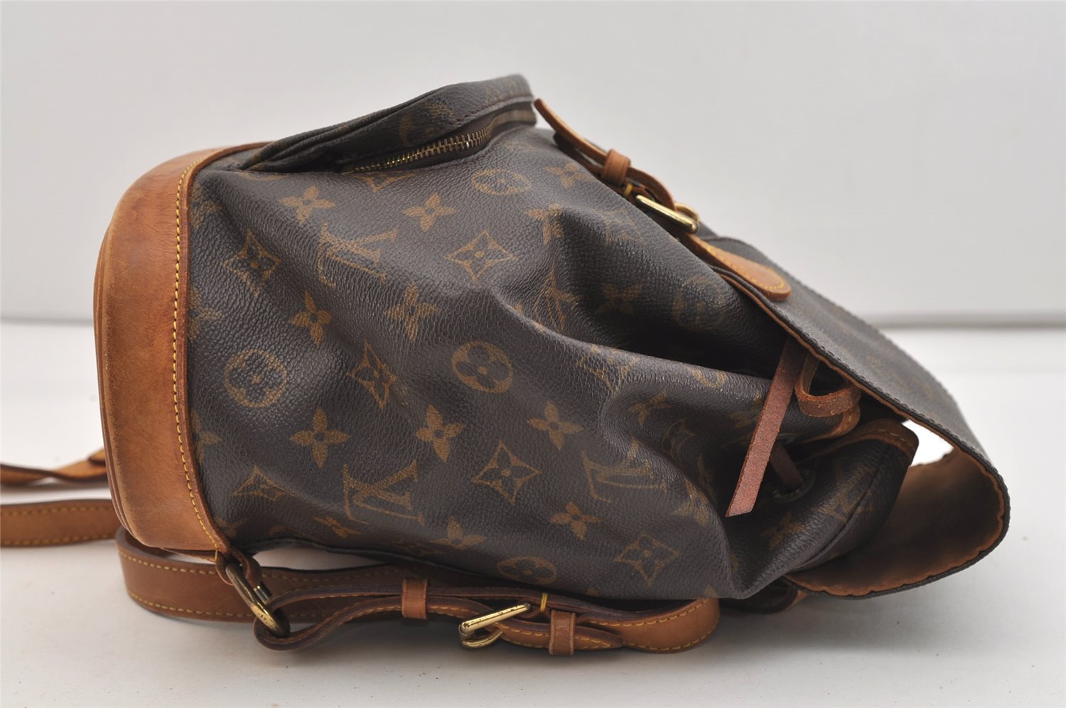 Authentic Louis Vuitton Monogram Montsouris MM Backpack M51136 LV 4840J