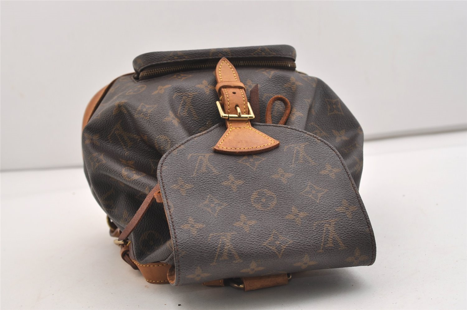 Authentic Louis Vuitton Monogram Montsouris MM Backpack M51136 LV 4840J
