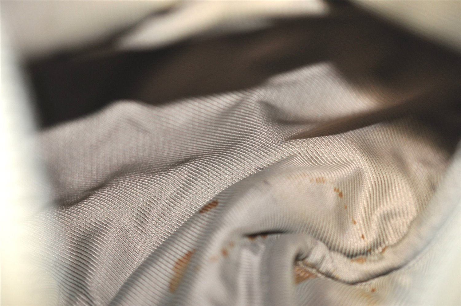 Authentic Louis Vuitton Monogram Shimmer Comete Hand Bag Silver M95817 LV 4851J