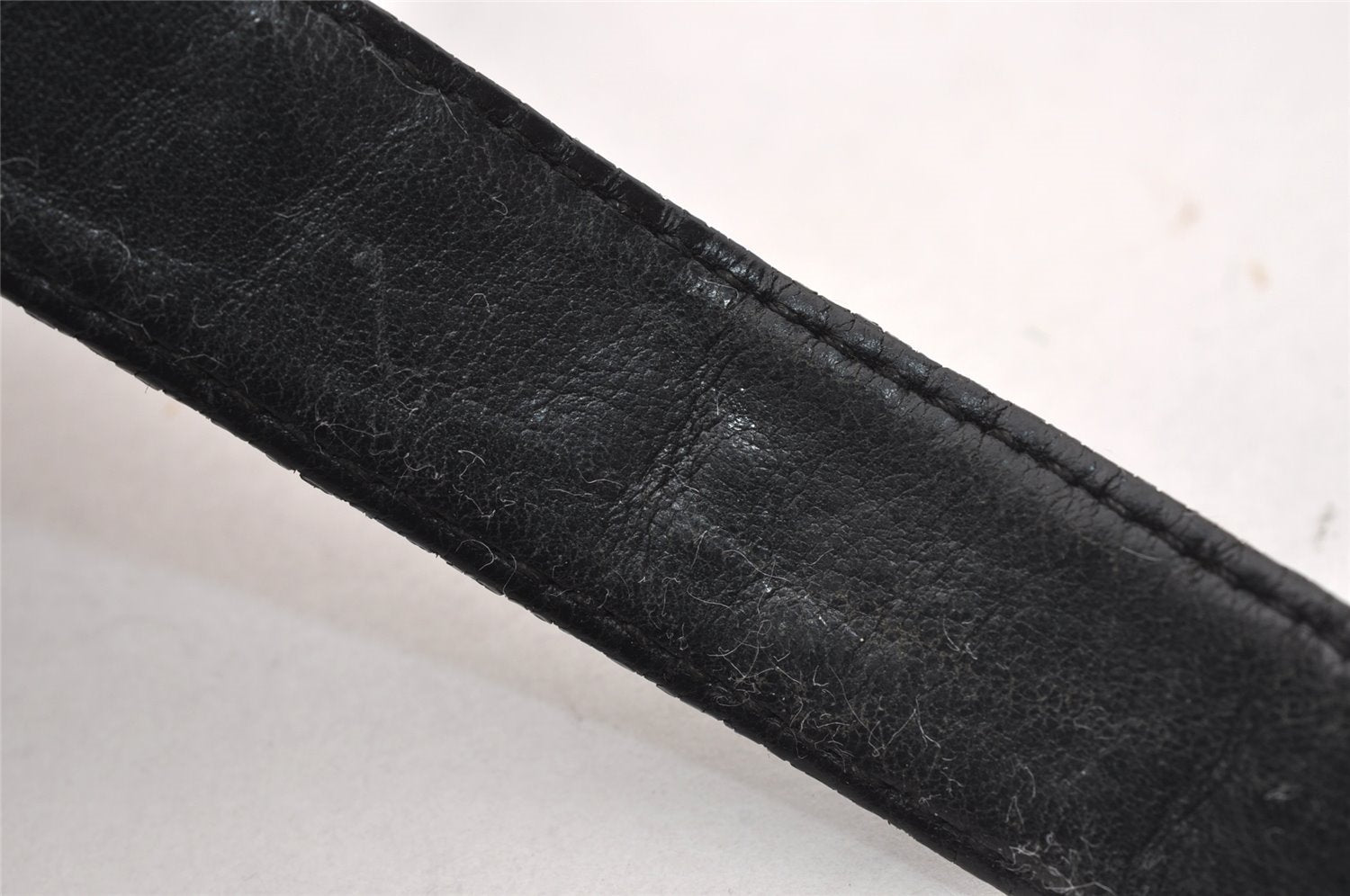 Authentic GUCCI Vintage Shoulder Bag Purse Leather 0013746 Black 4856I