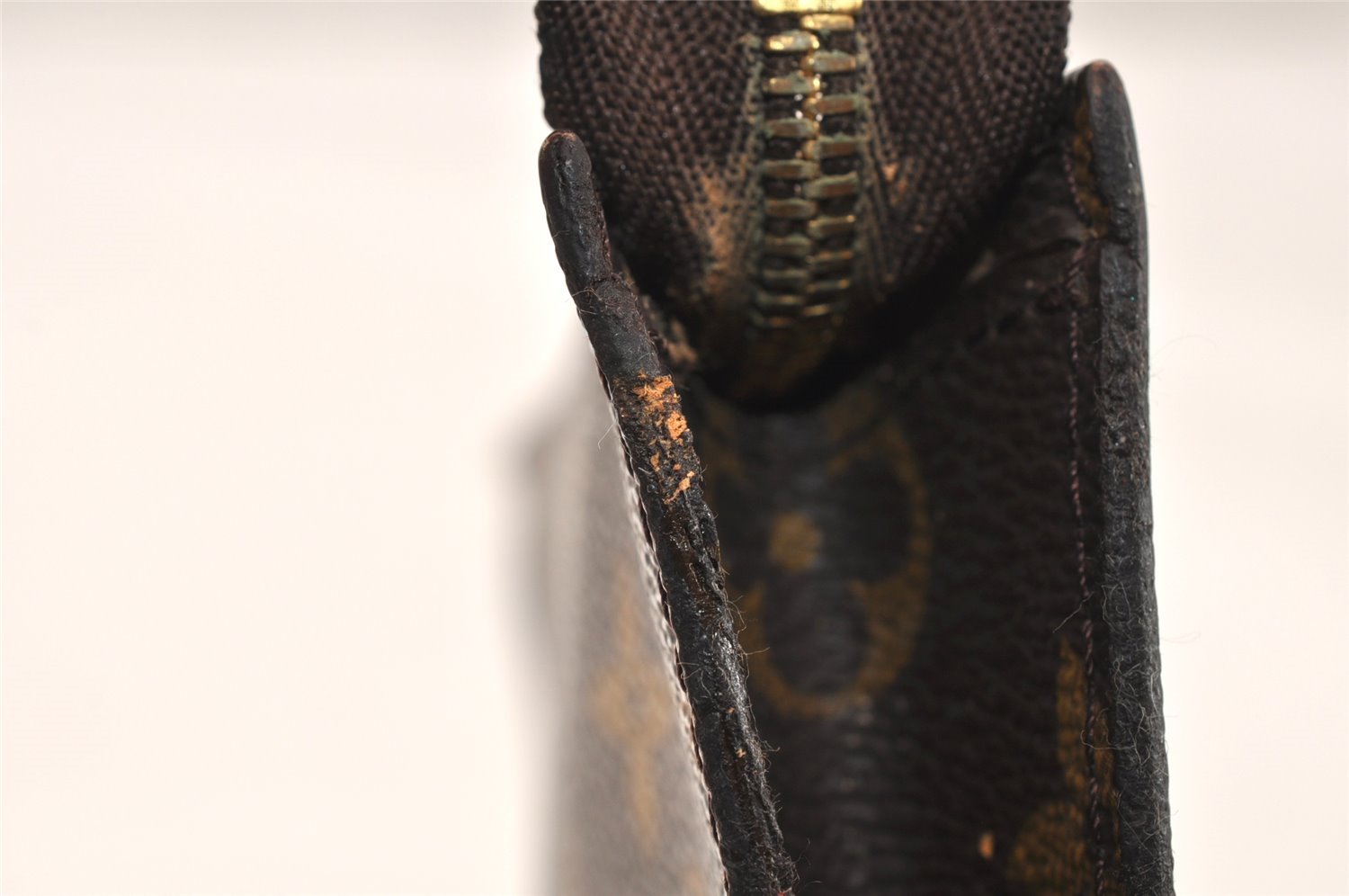 Authentic Louis Vuitton Monogram Pouch For Bucket GM LV Junk 4859K