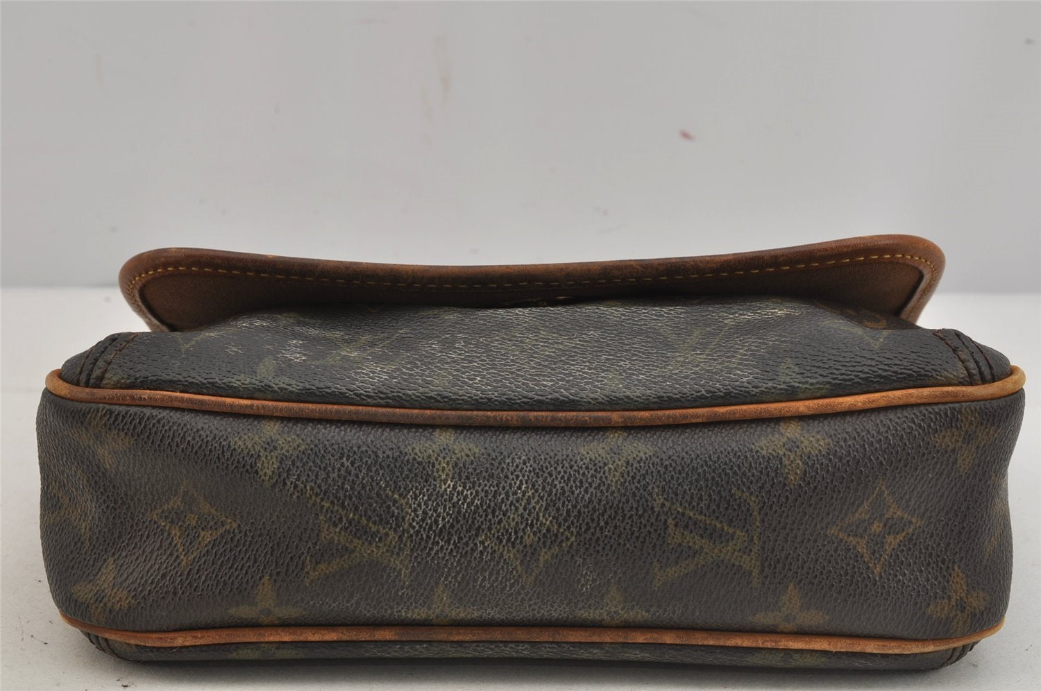 Authentic Louis Vuitton Monogram Tikal PM Shoulder Bag M40078 LV 4863J