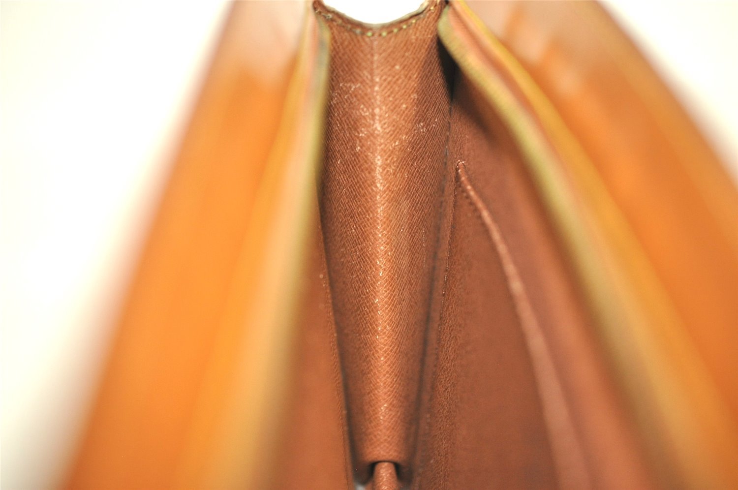 Authentic Louis Vuitton Epi Pochette Homme Clutch Hand Bag Brown M52528 LV 4865I