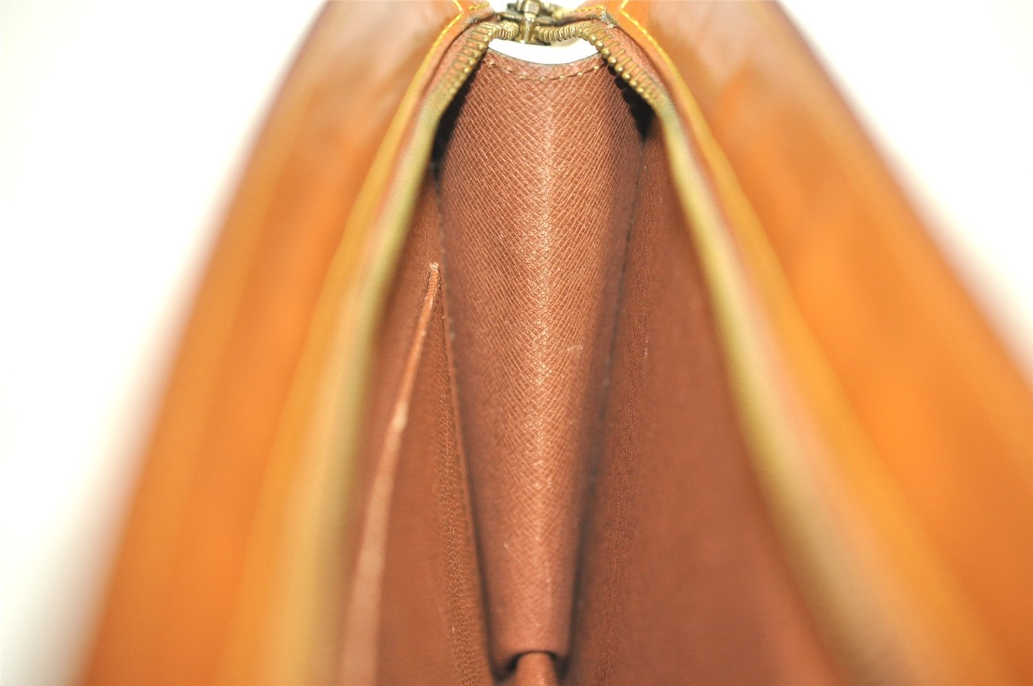 Authentic Louis Vuitton Epi Pochette Homme Clutch Hand Bag Brown M52528 LV 4865I