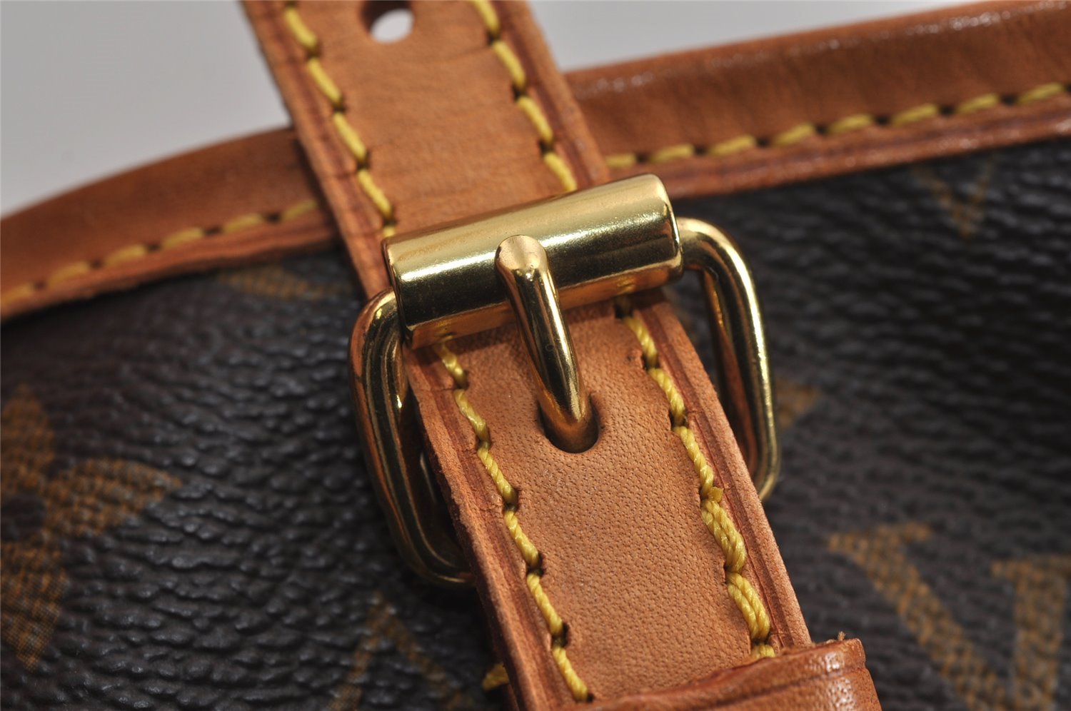 Authentic Louis Vuitton Monogram Bucket PM Shoulder Tote Bag M42238 LV 4869J