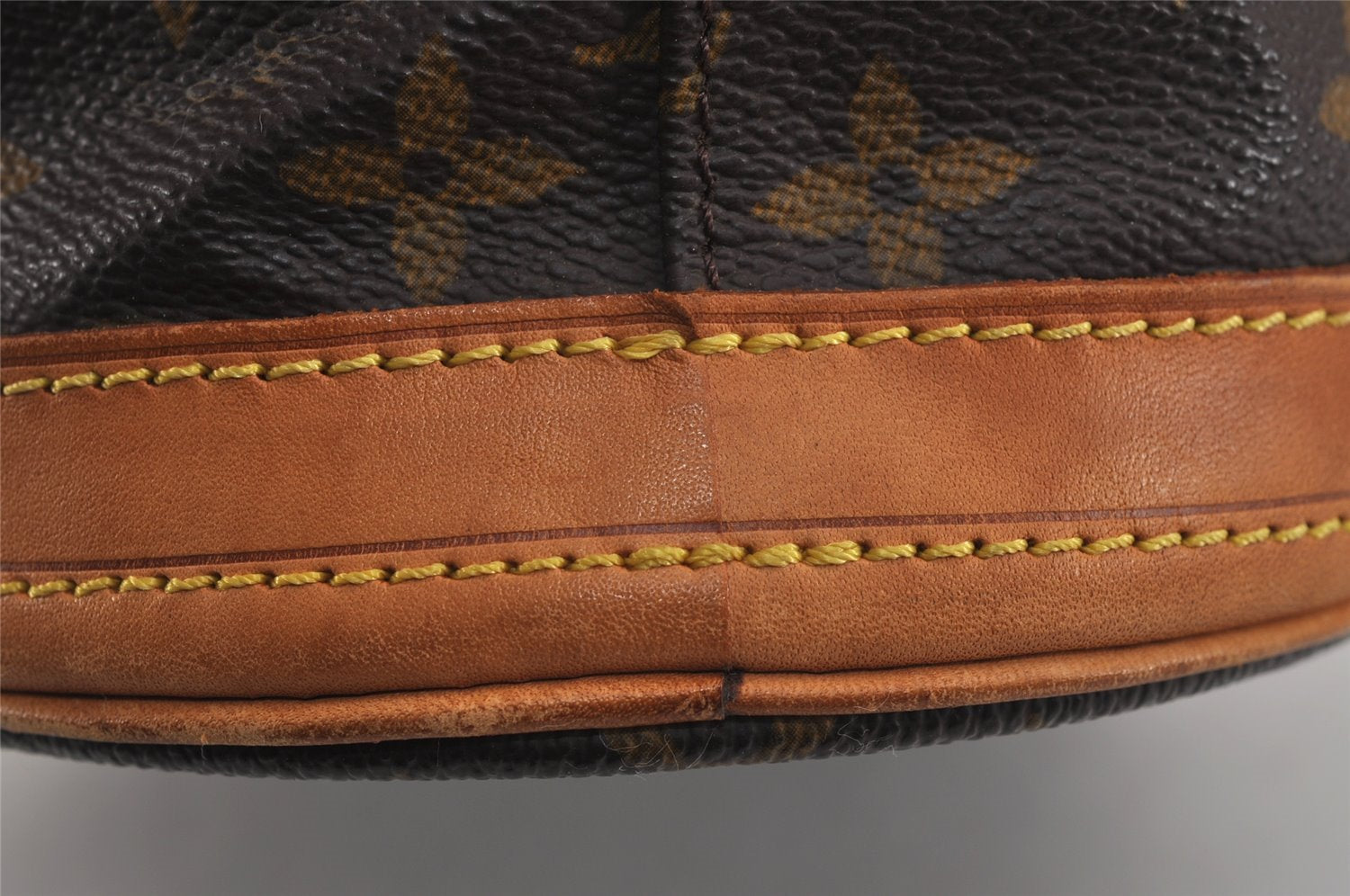 Authentic Louis Vuitton Monogram Bucket PM Shoulder Tote Bag M42238 LV 4869J