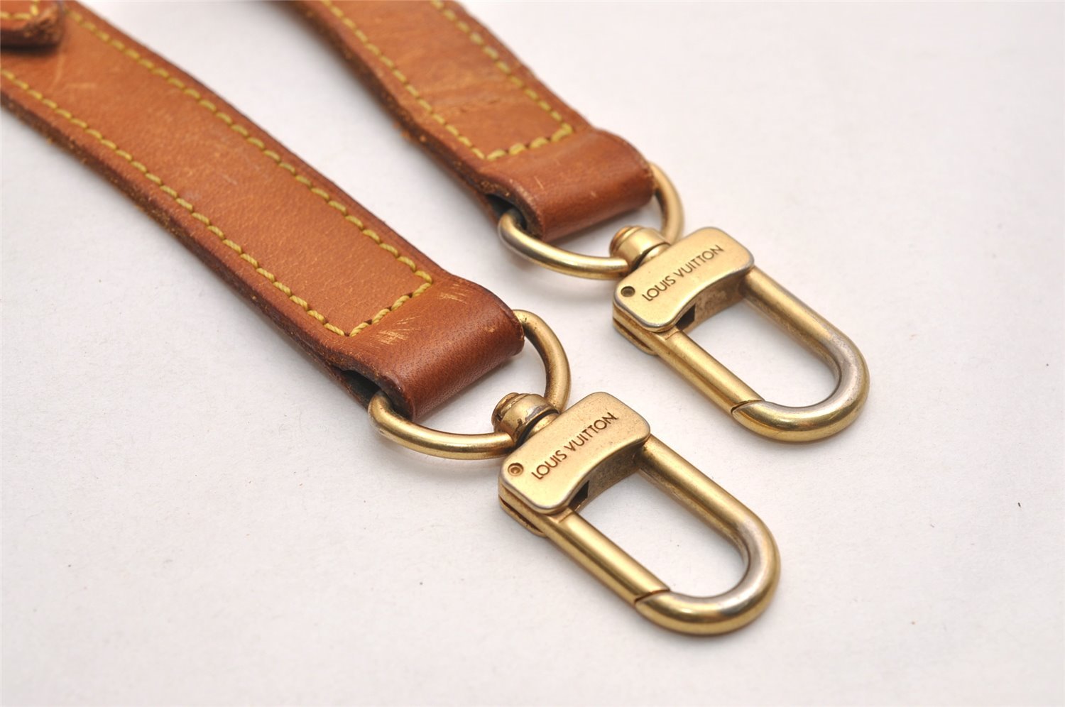 Authentic Louis Vuitton Leather Shoulder Strap Beige 35.8-42.5