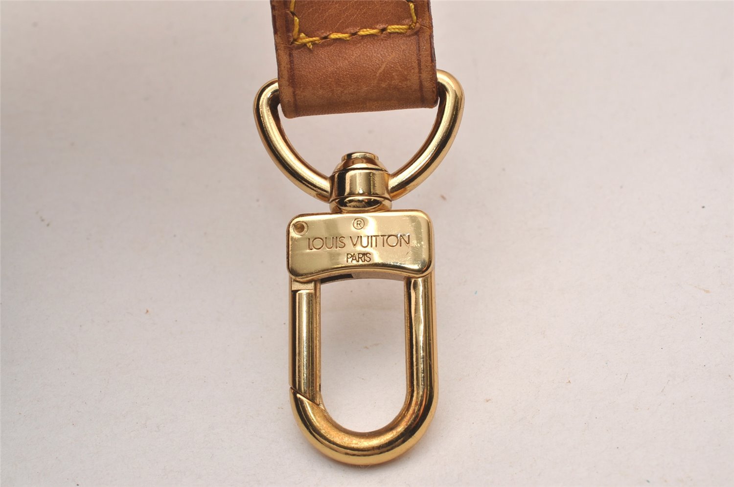 Authentic Louis Vuitton Leather Shoulder Strap Beige 40.2-46.9