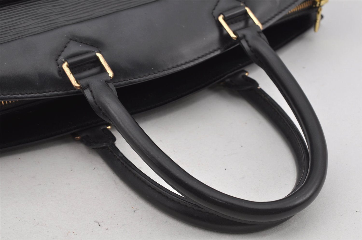 Authentic Louis Vuitton Epi Riviera Hand Bag Black M48182 LV 4883J