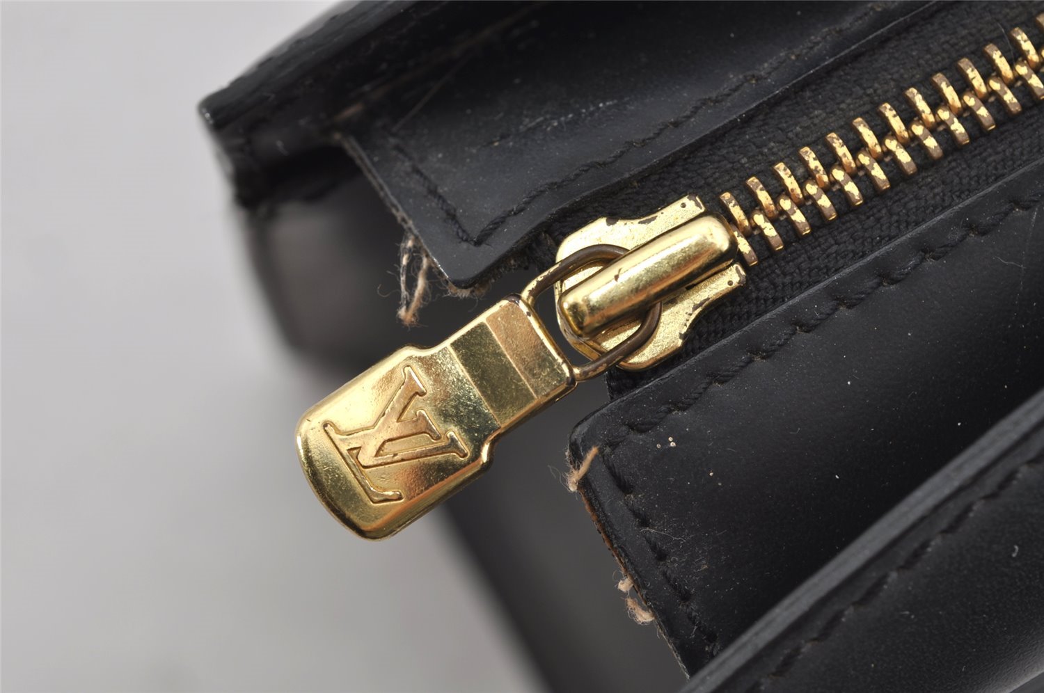 Authentic Louis Vuitton Epi Riviera Hand Bag Black M48182 LV 4883J