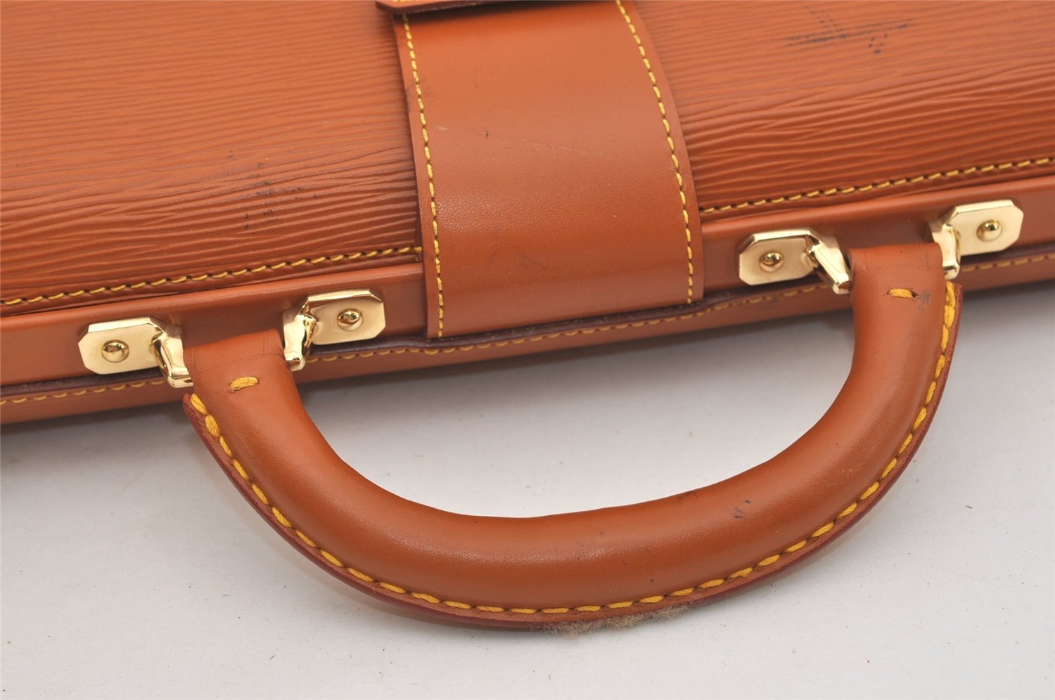 Authentic Louis Vuitton Epi Serviette Fermoir Briefcase Brown M54358 LV 4886J