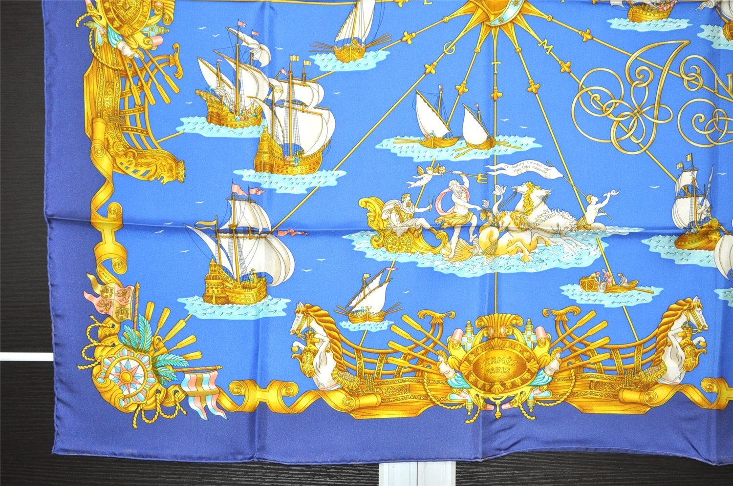 Authentic HERMES Carre 90 Scarf 