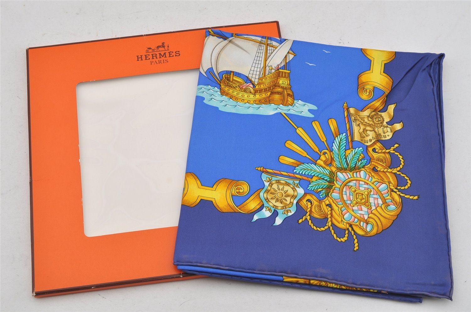 Authentic HERMES Carre 90 Scarf 