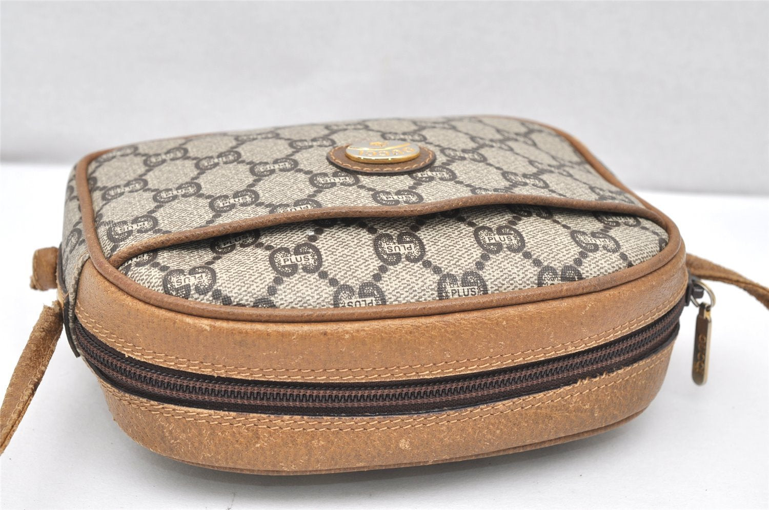 Authentic GUCCI GG Plus Shoulder Cross Body Bag GG PVC Leather Brown Junk 4898K
