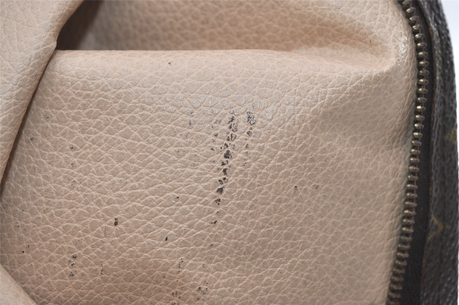 Authentic Louis Vuitton Monogram Poche Toilette 26 M47542 Cosmetics Pouch 4901J