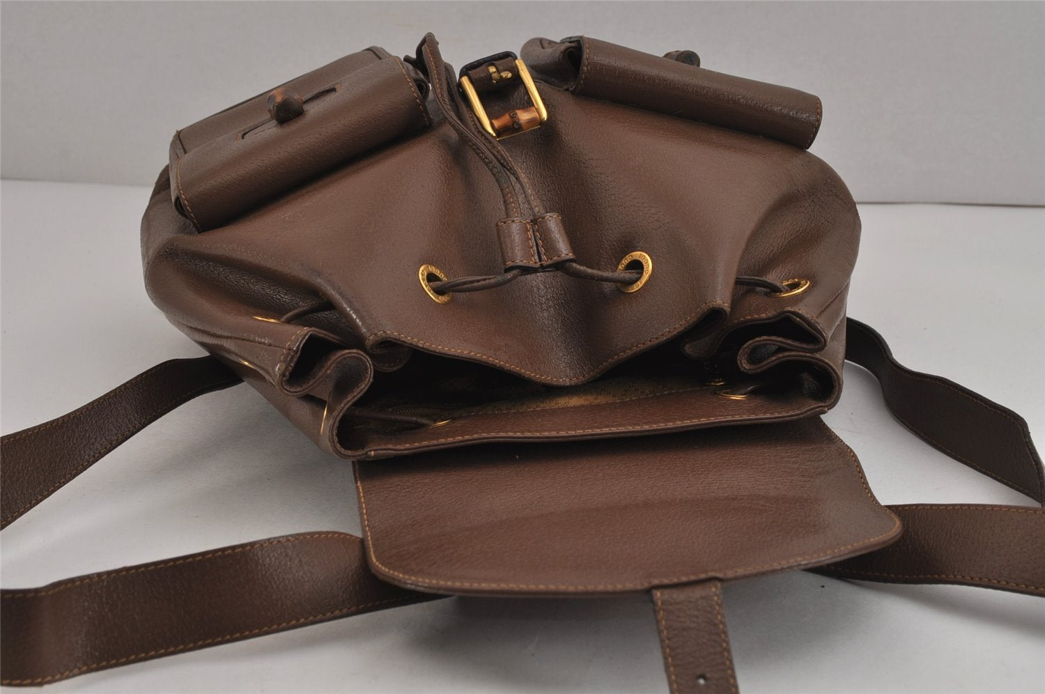 Authentic GUCCI Bamboo Vintage Drawstring Backpack Leather Brown 4902J