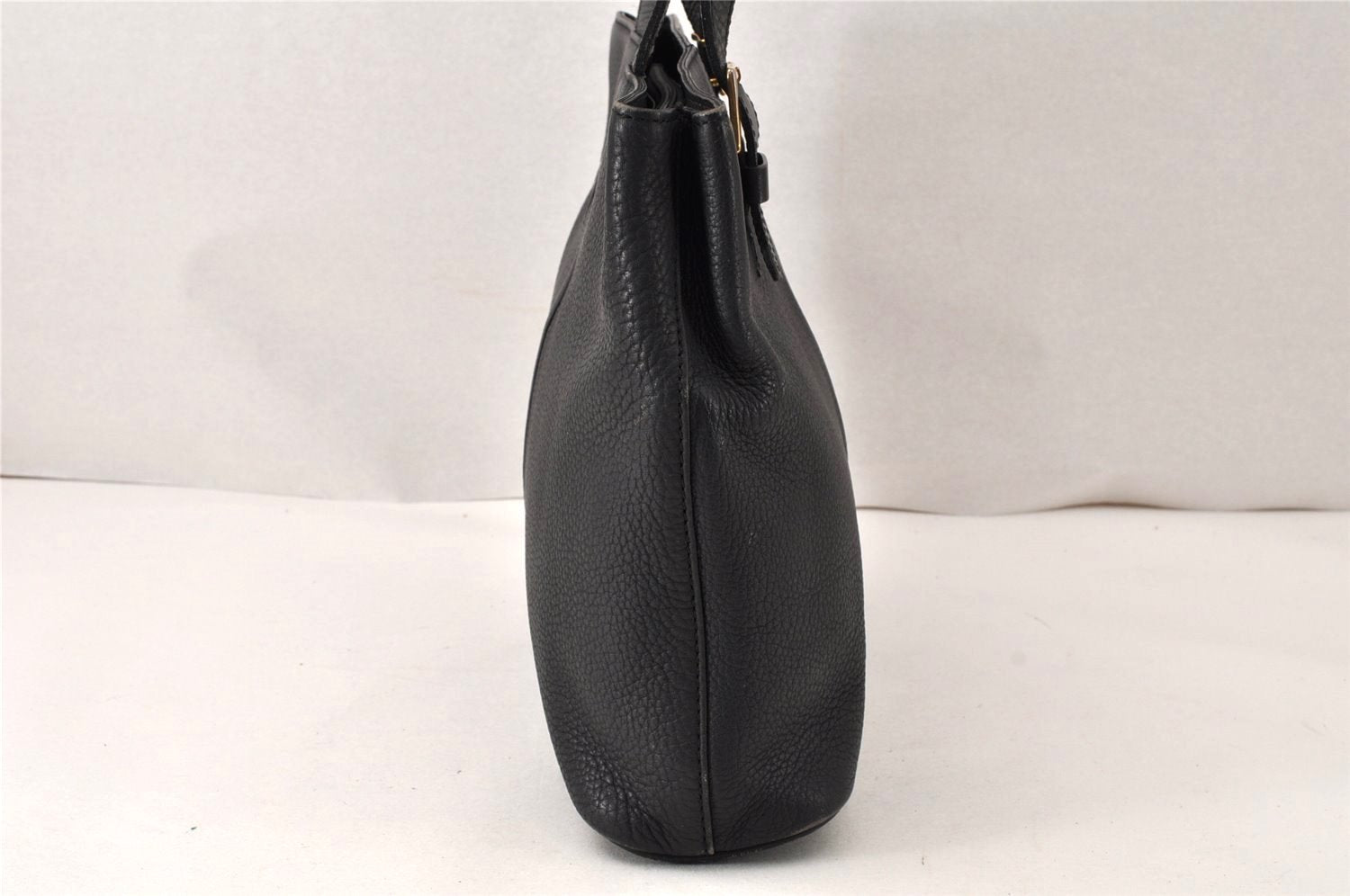 Authentic Burberrys Vintage Leather Shoulder Hand Bag Black 4904K