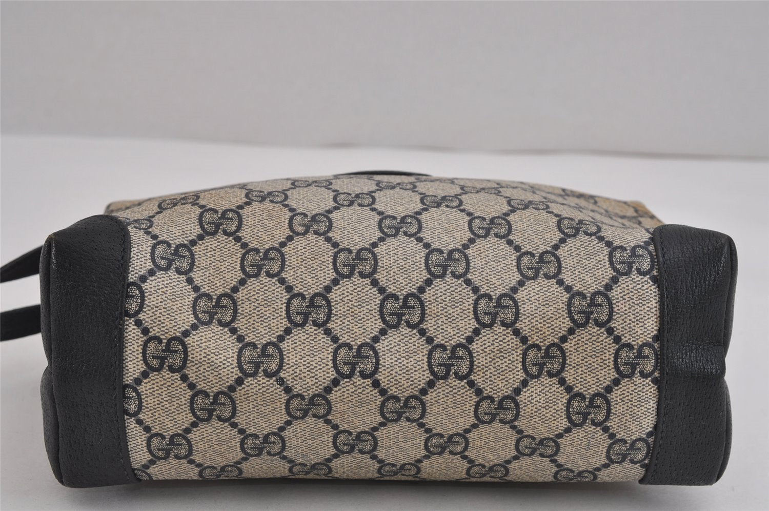 Authentic GUCCI Clutch Hand Bag Purse GG PVC Leather Navy Blue Junk 4905J