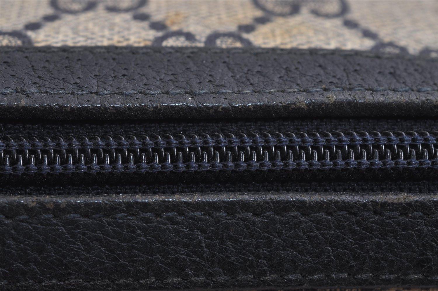 Authentic GUCCI Clutch Hand Bag Purse GG PVC Leather Navy Blue Junk 4905J