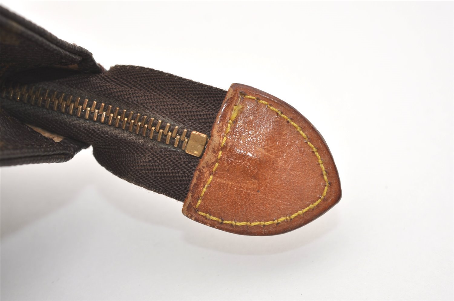 Auth Louis Vuitton Monogram Poche Toilette 15 M47546 Cosmetics Pouch Junk 4913J