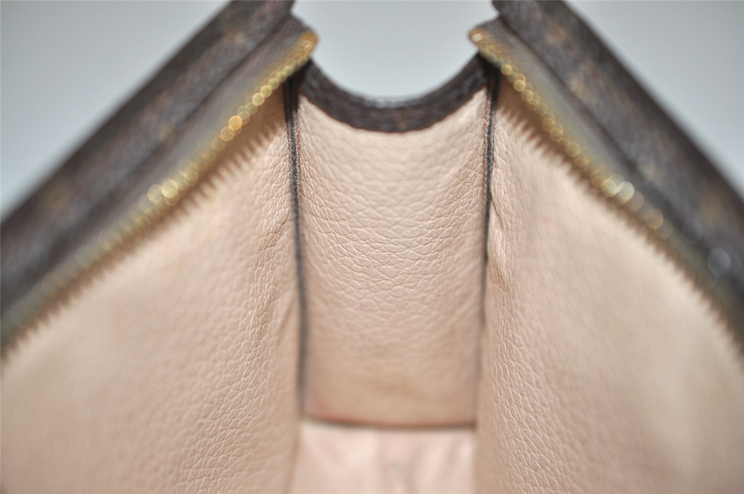 Auth Louis Vuitton Monogram Poche Toilette 15 M47546 Cosmetics Pouch Junk 4913J