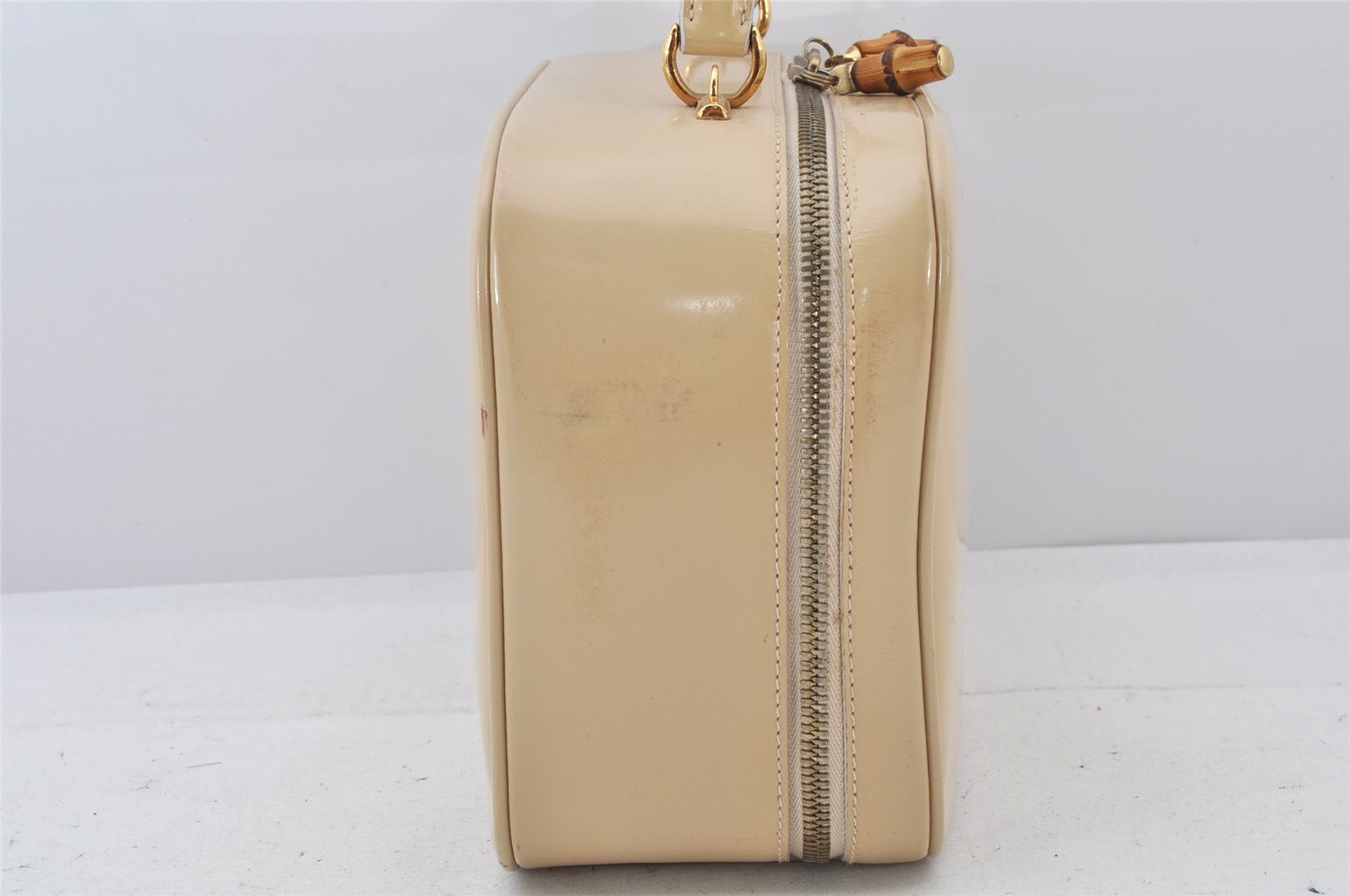 Authentic GUCCI Bamboo 2Way Shoulder Hand Bag Enamel Beige Junk 4915K