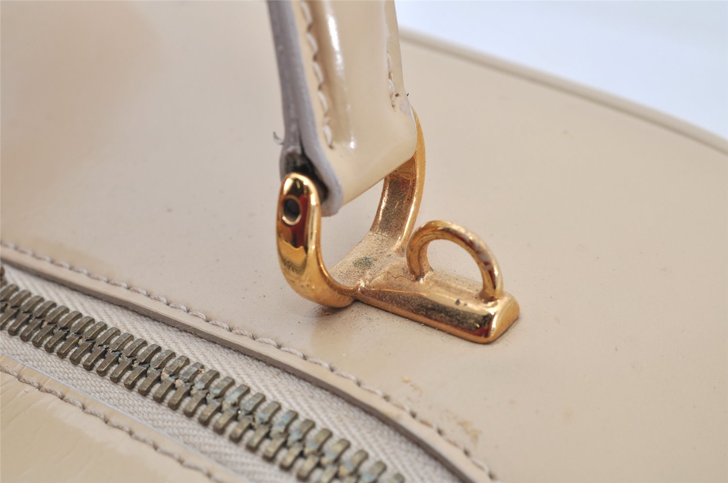 Authentic GUCCI Bamboo 2Way Shoulder Hand Bag Enamel Beige Junk 4915K