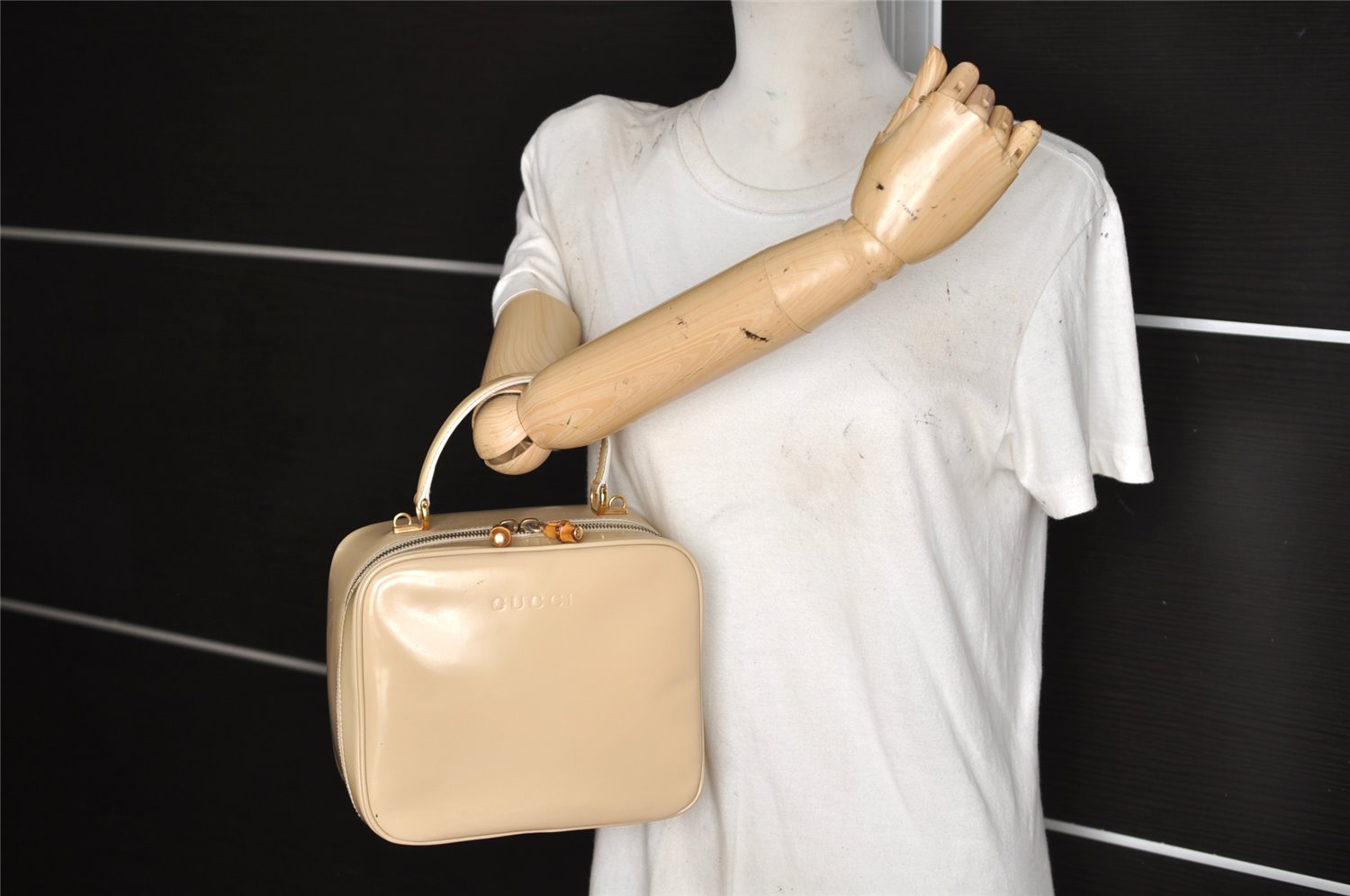 Authentic GUCCI Bamboo 2Way Shoulder Hand Bag Enamel Beige Junk 4915K