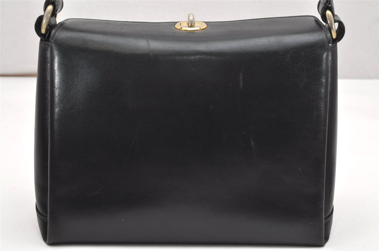 Authentic GUCCI Vintage Shoulder Hand Bag Purse Leather Black 4916K