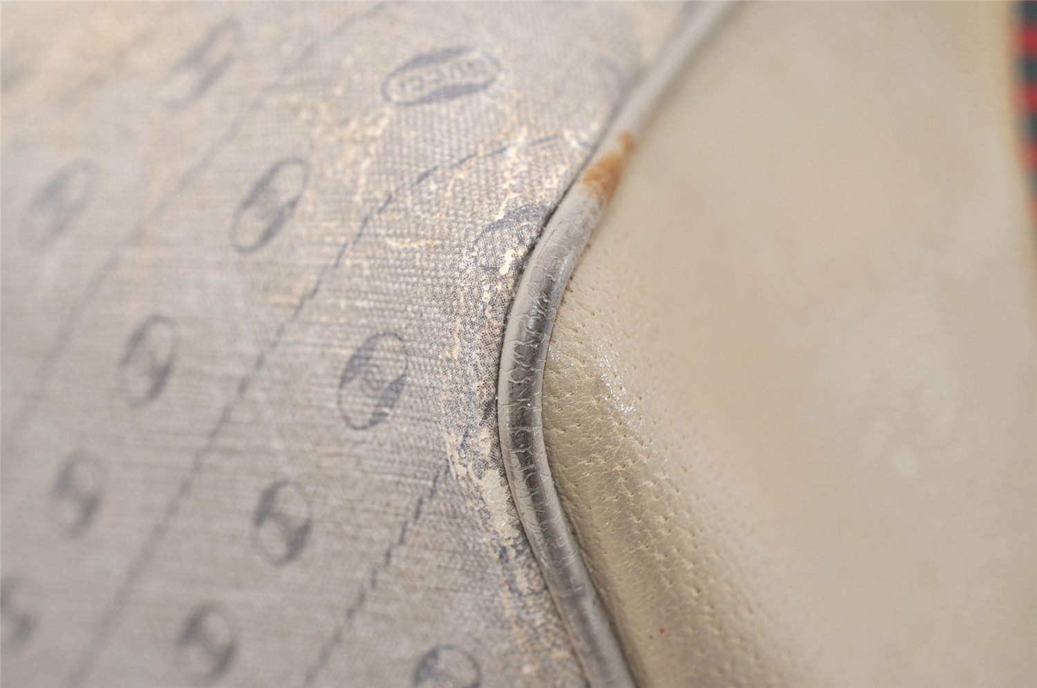 Authentic GUCCI Centennial Line Hand Boston Bag GG PVC Leather White Junk 4926J