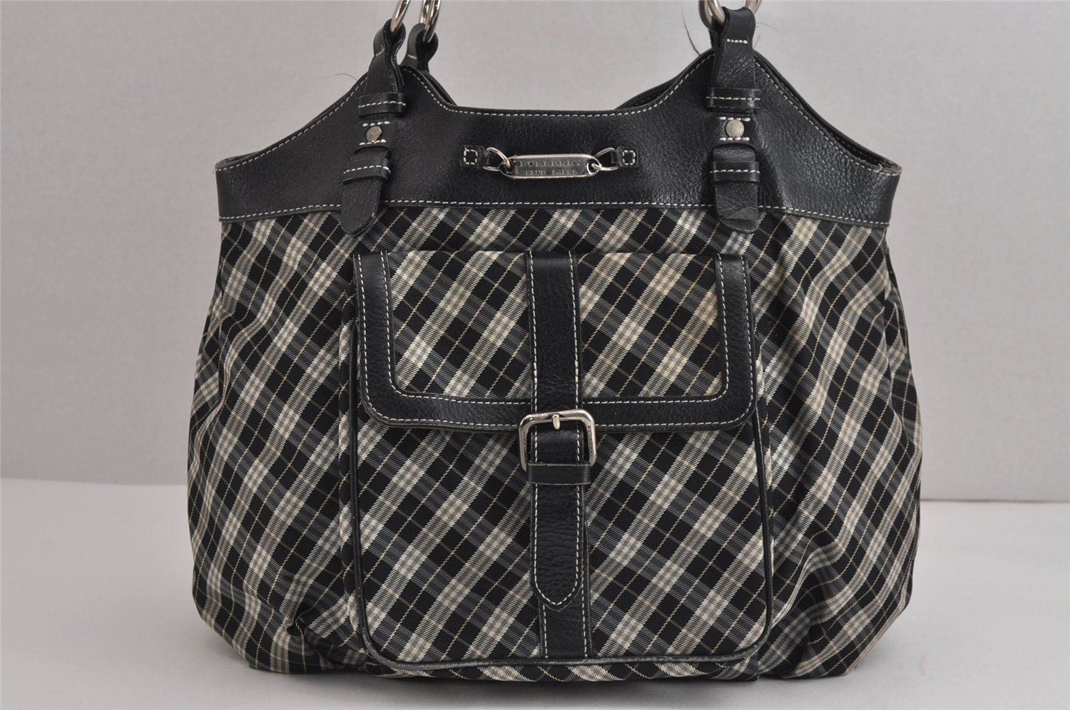 Authentic BURBERRY BLUE LABEL Check Shoulder Tote Bag Nylon Leather Black 4927J