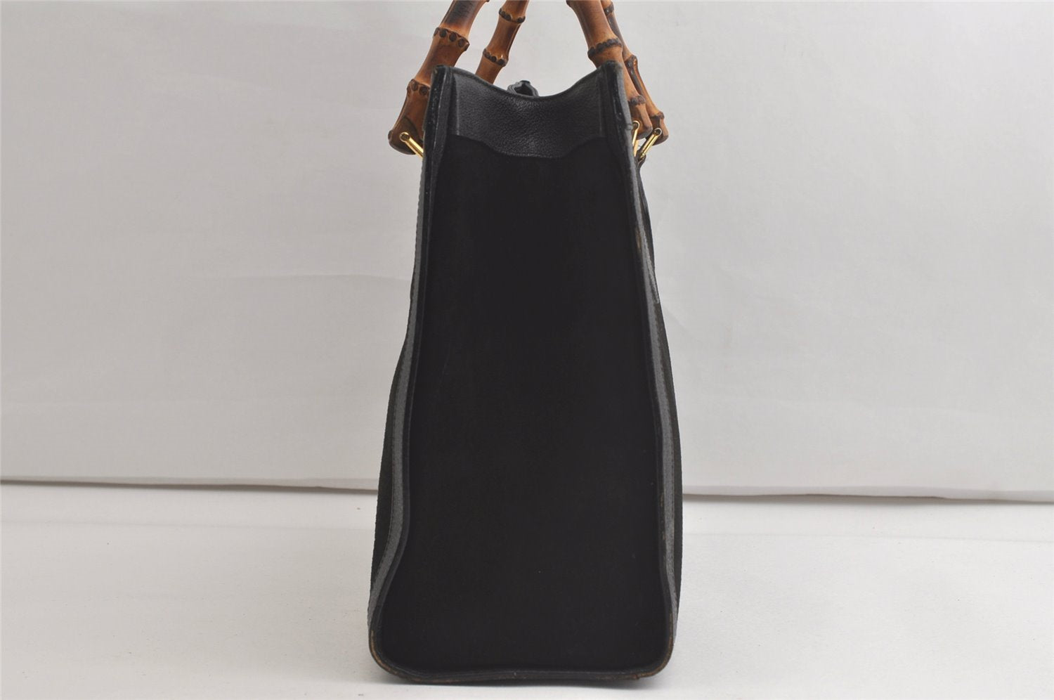 Authentic GUCCI Vintage Bamboo Hand Bag Suede Leather Black 4927K