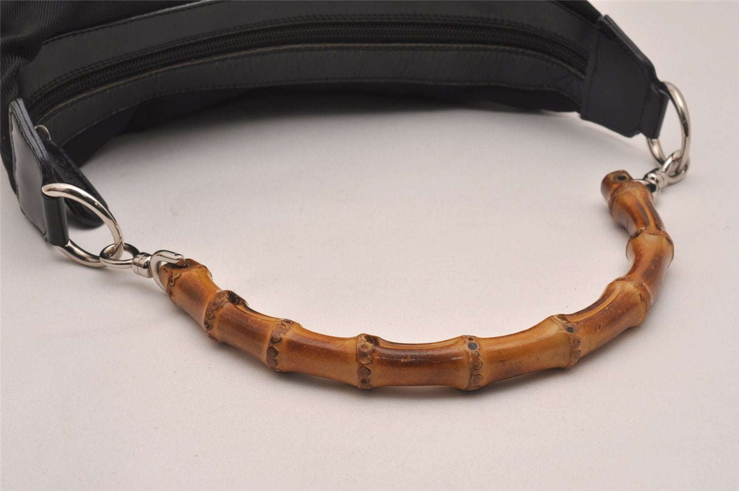 Authentic GUCCI Bamboo Vintage Shoulder Bag Nylon Leather Black Junk 4929J