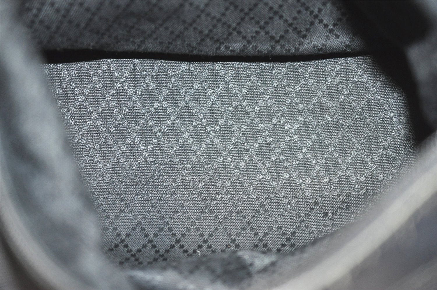 Authentic GUCCI Bamboo Vintage Shoulder Bag Nylon Leather Black Junk 4929J