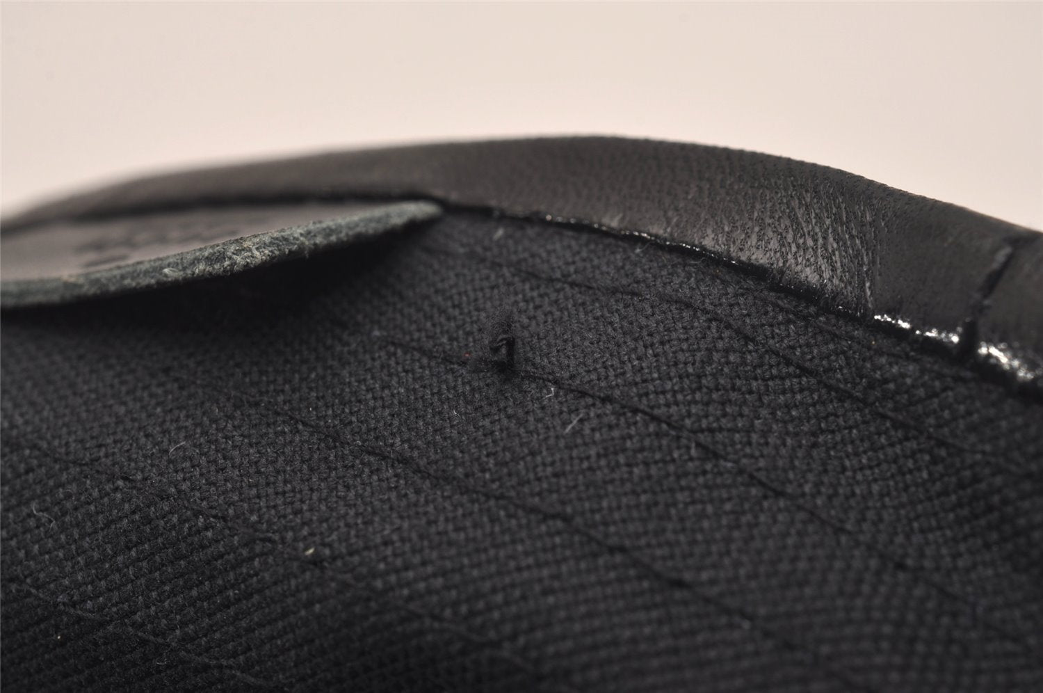 Authentic GUCCI Vintage Bucket Hat GG Canvas Leather Size M 22