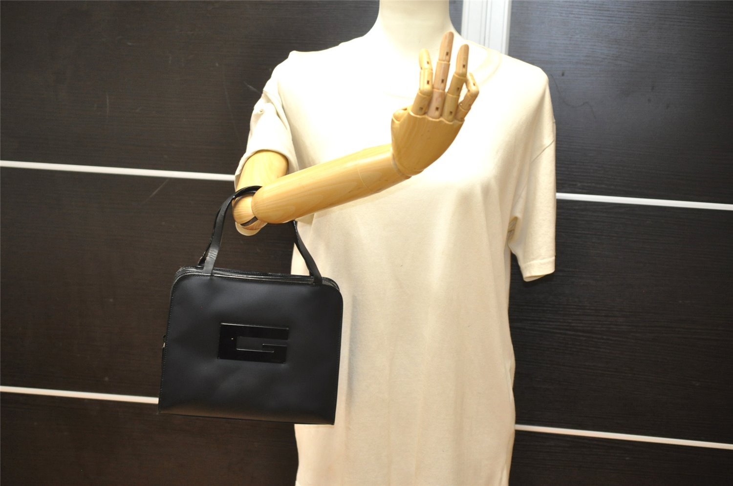 Authentic GUCCI Vintage Hand Bag Purse Enamel 0000812 Black 4934K