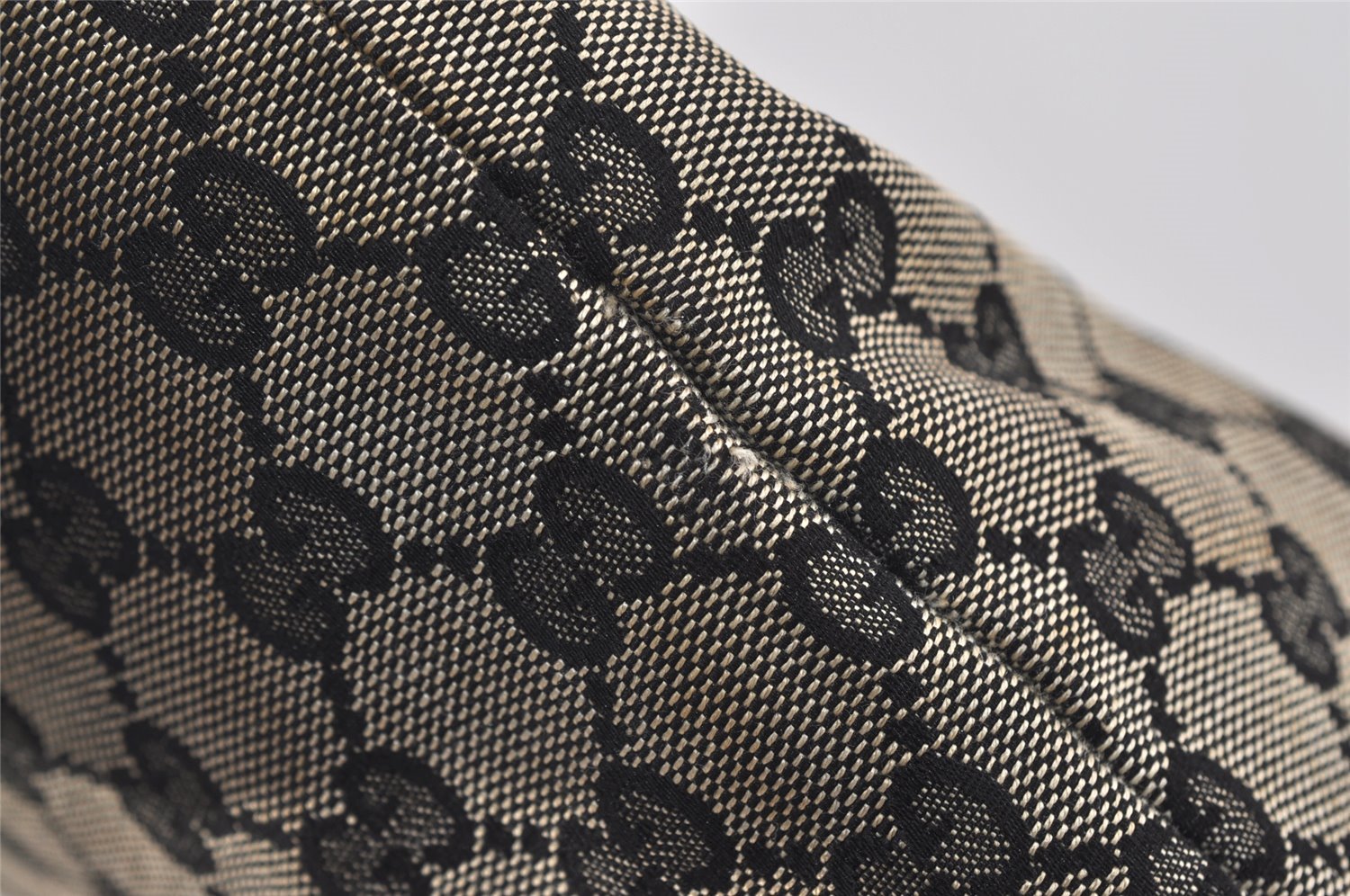 Authentic GUCCI Vintage Shoulder Tote Bag GG Canvas Leather 0021098 Black 4943J