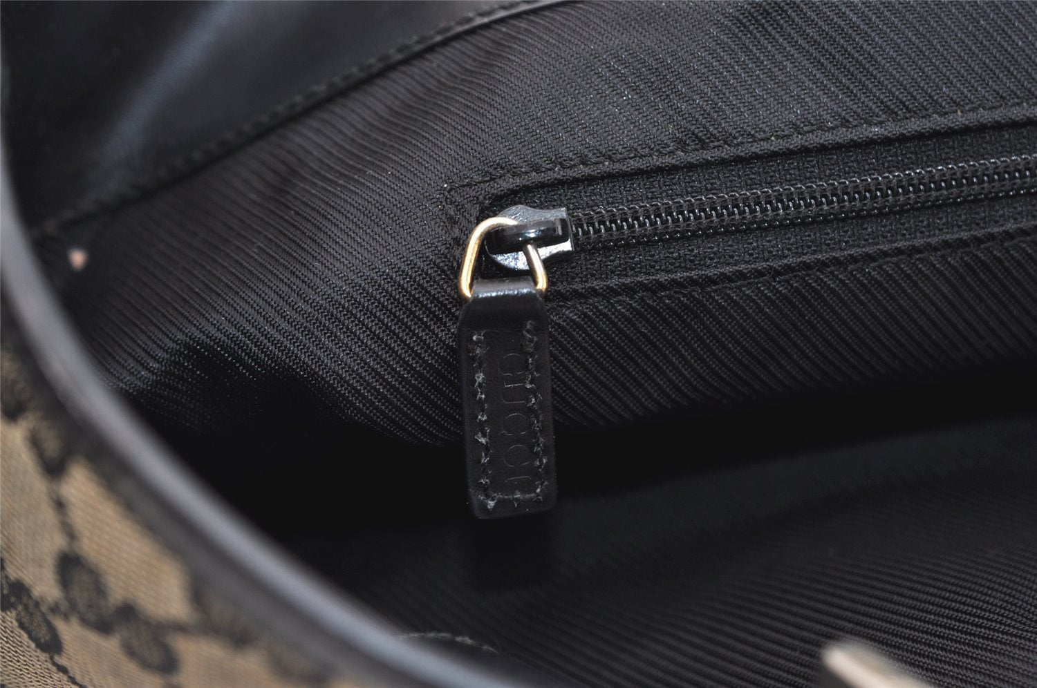 Authentic GUCCI Vintage Shoulder Tote Bag GG Canvas Leather 0021098 Black 4943J