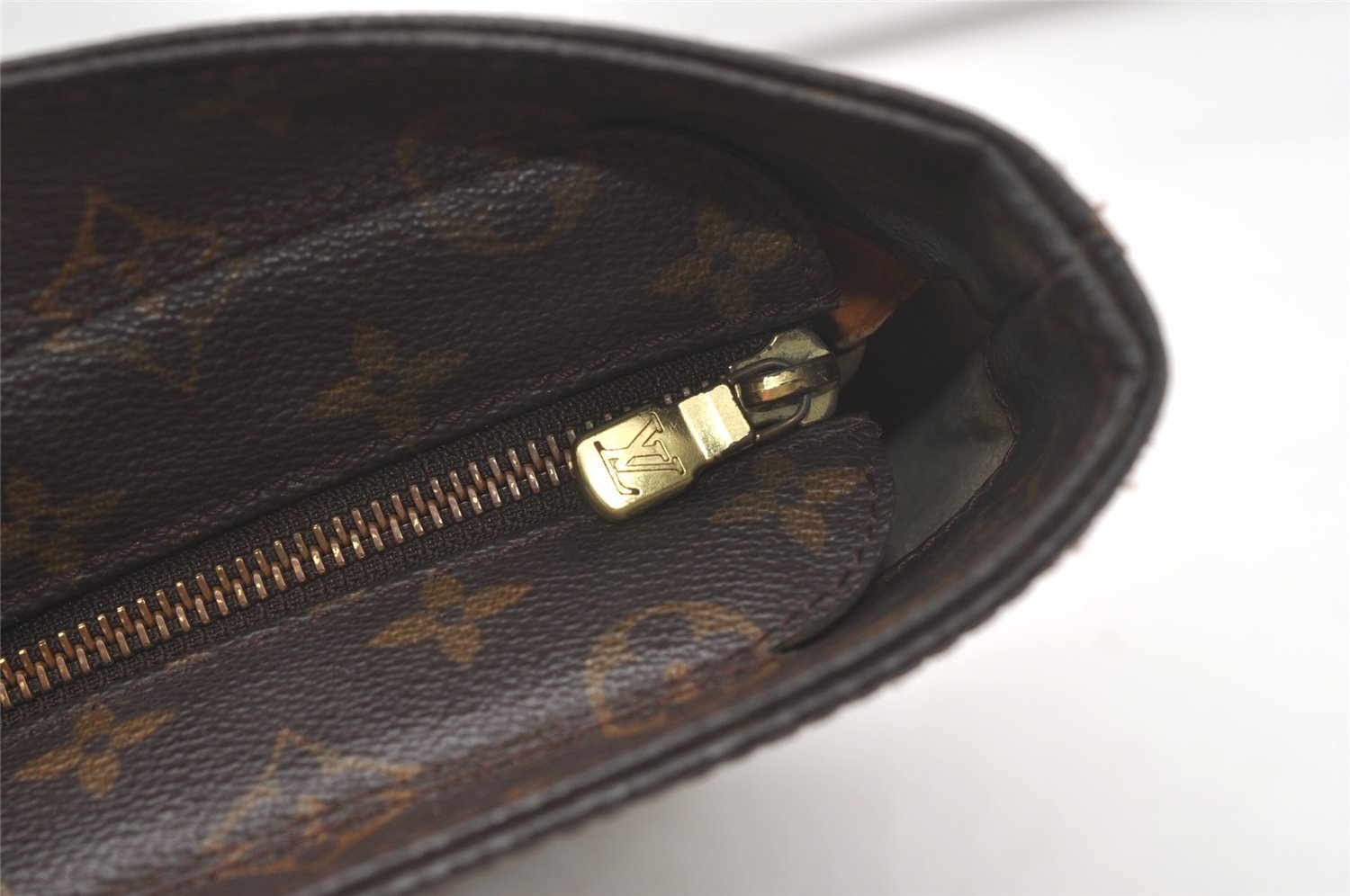 Authentic Louis Vuitton Monogram Luco Shoulder Tote Bag M51155 LV 4947I