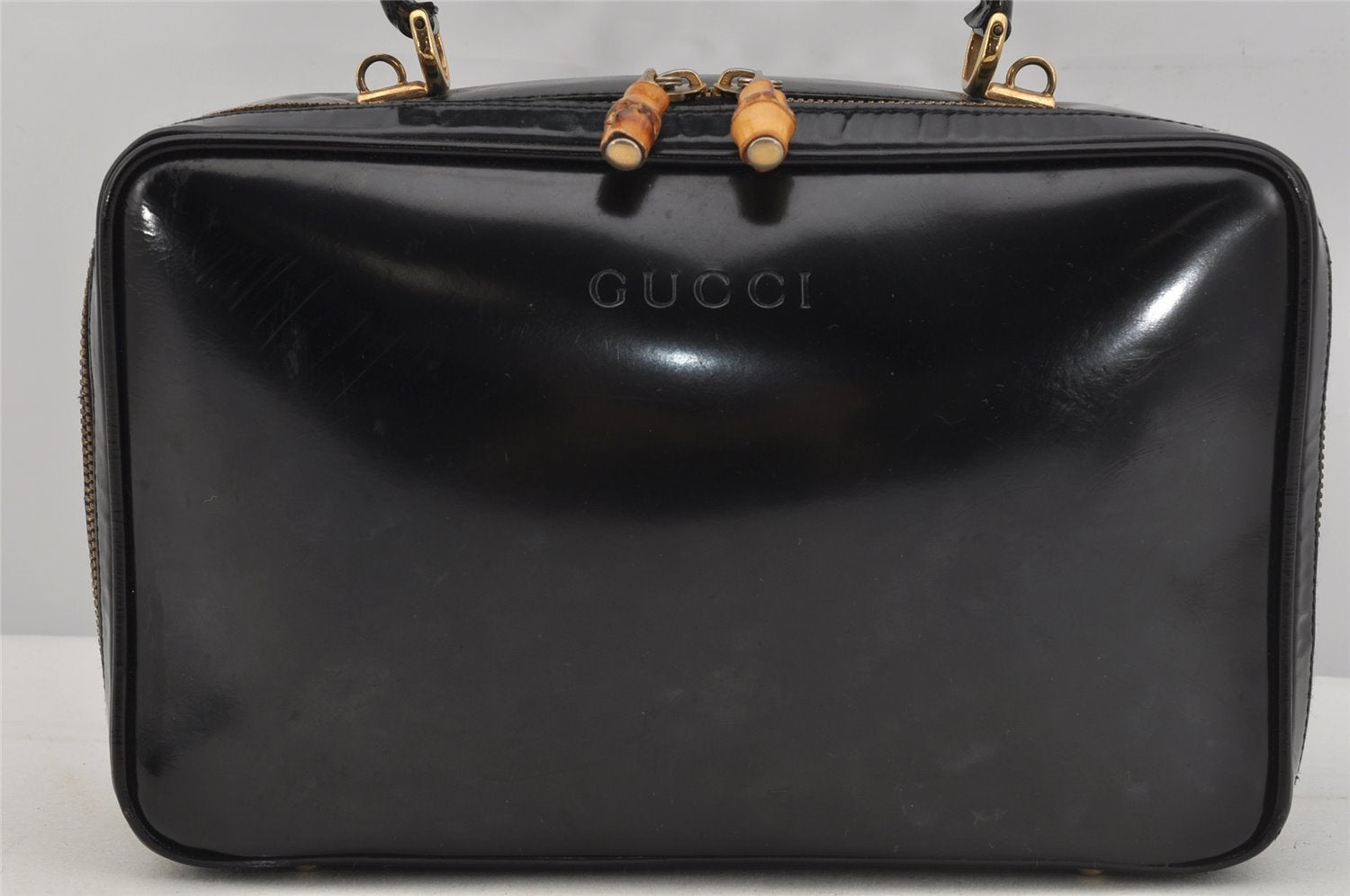 Authentic GUCCI Vintage Bamboo 2Way Shoulder Hand Bag Purse Enamel Black 4947J