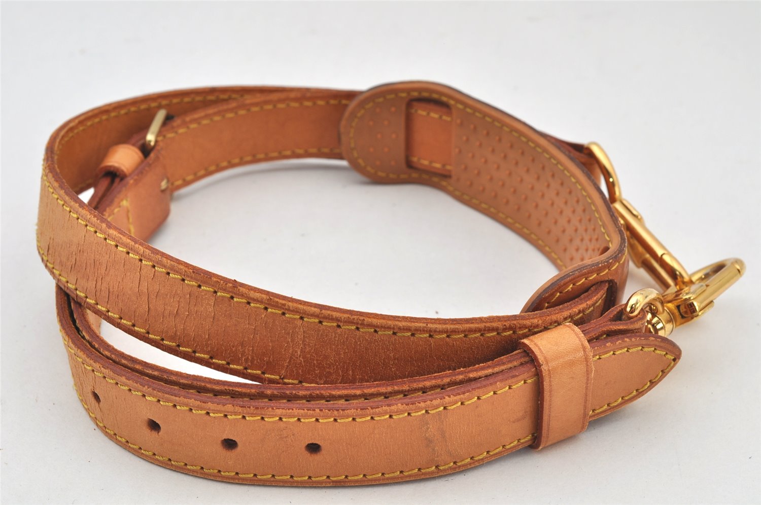 Authentic Louis Vuitton Leather Shoulder Strap Beige 40.4-47.6