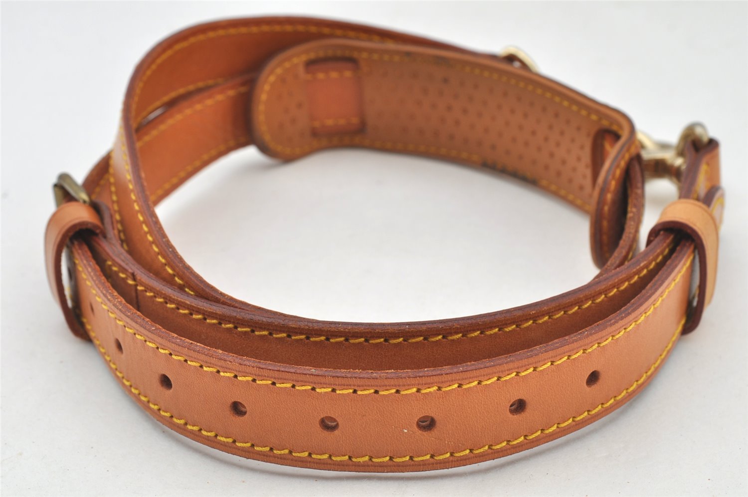 Authentic Louis Vuitton Leather Shoulder Strap Beige 40.6-47.8