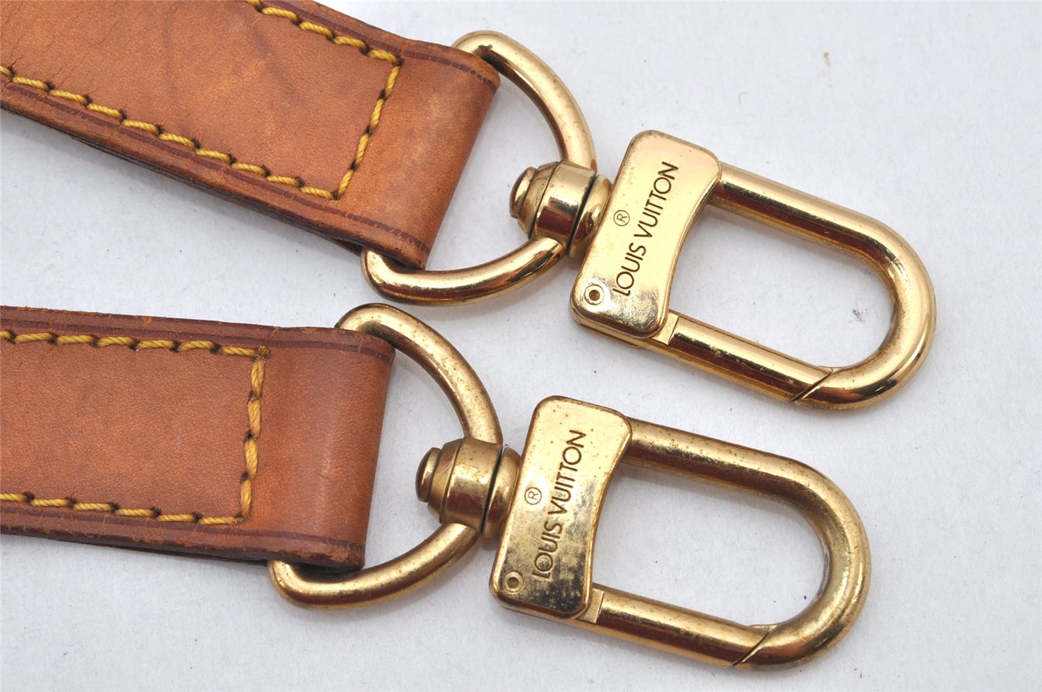 Authentic Louis Vuitton Leather Shoulder Strap Beige 36.4-43.3