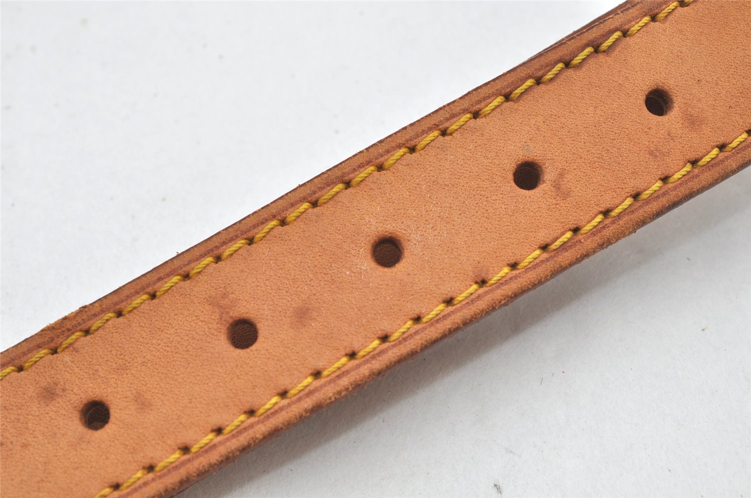 Authentic Louis Vuitton Leather Shoulder Strap Beige 40-47