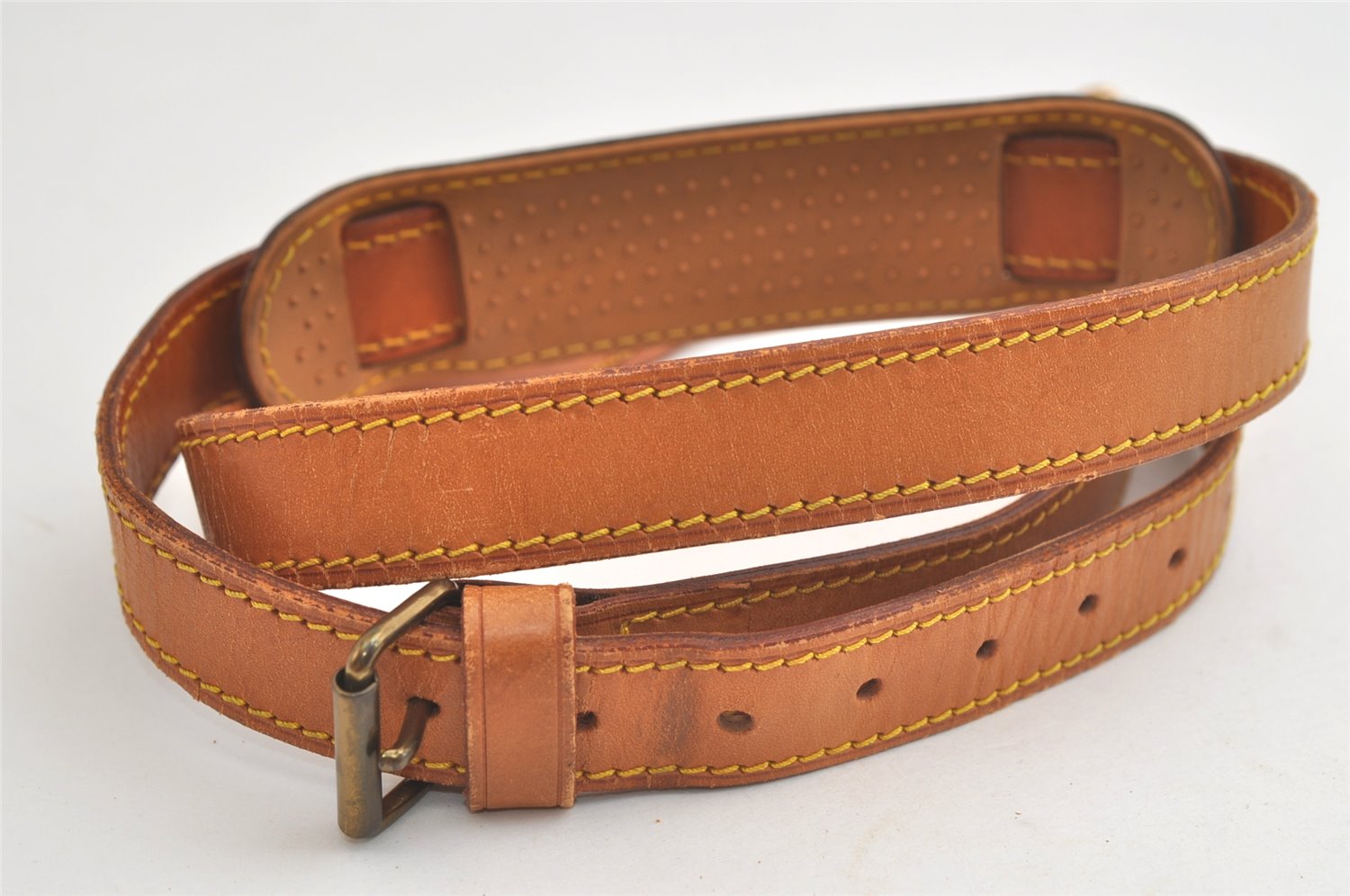 Authentic Louis Vuitton Leather Shoulder Strap Beige 40.7-47.6