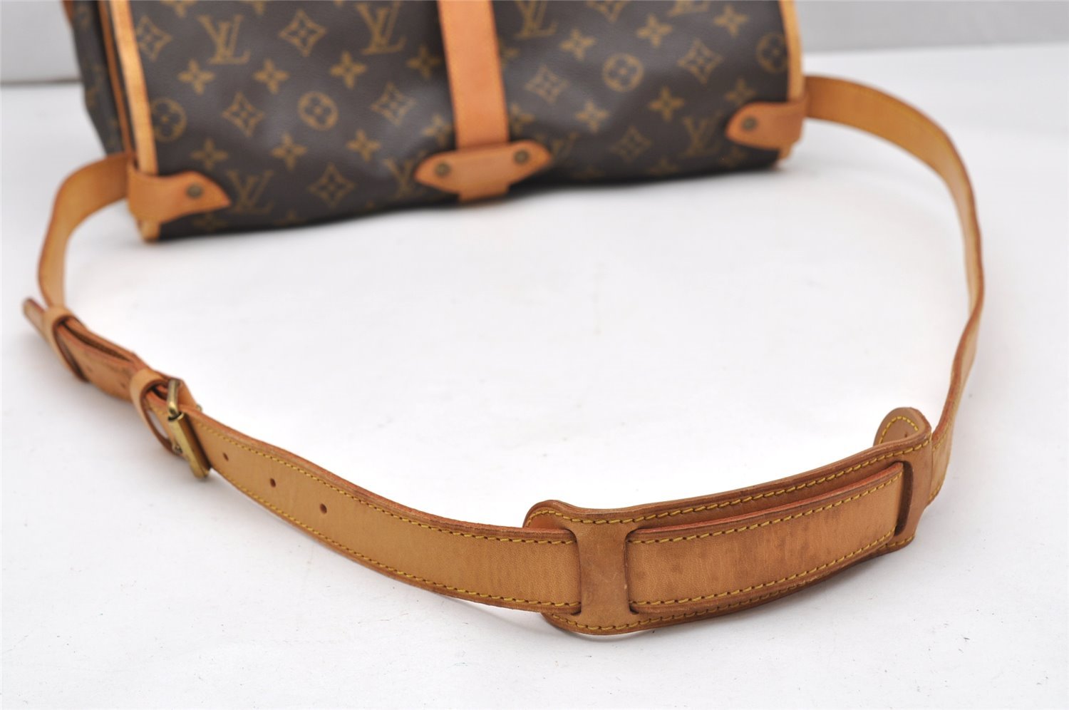Authentic Louis Vuitton Monogram Saumur 35 Shoulder Cross Bag M42254 LV 4963K